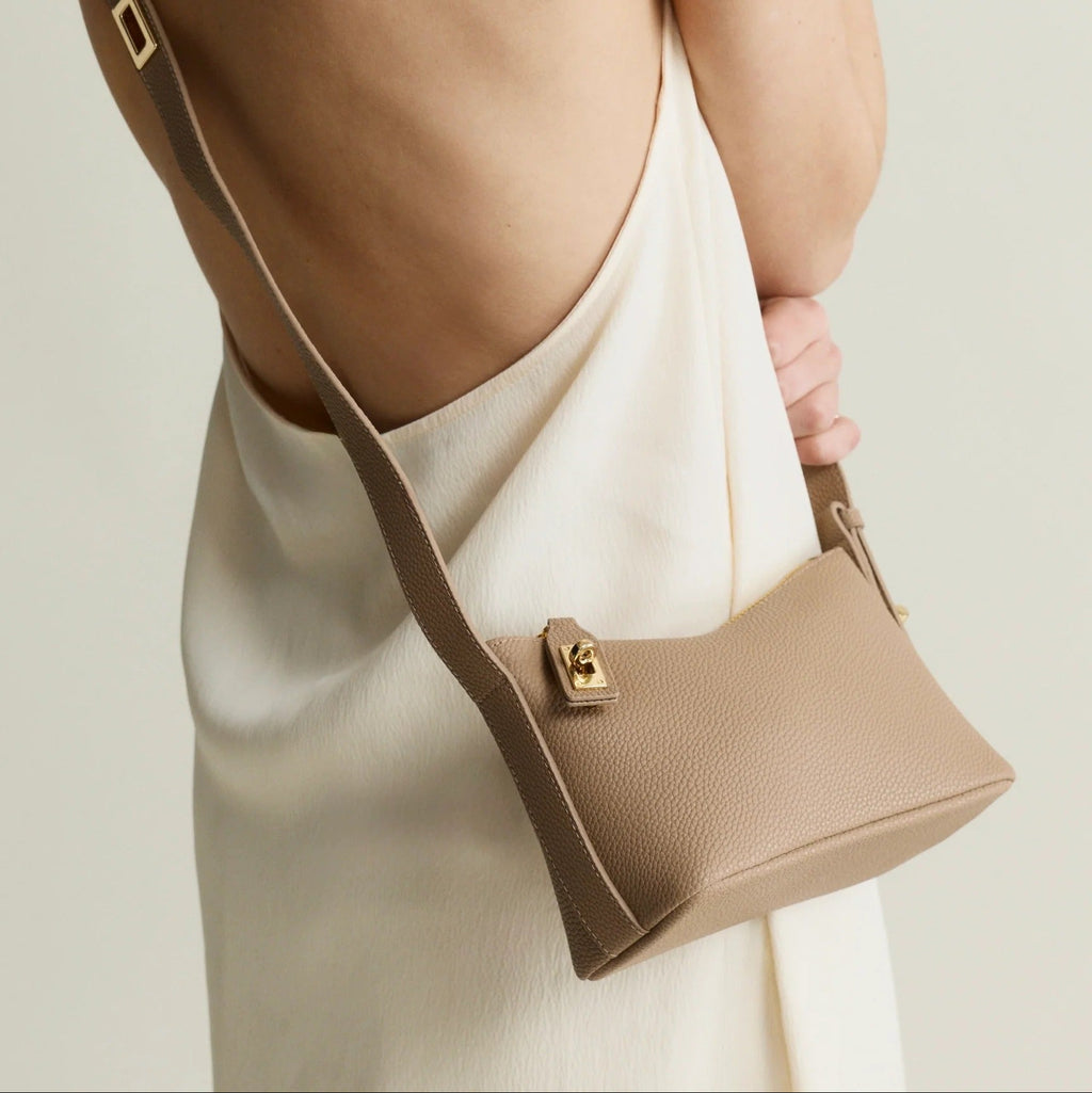 Adjustable Shoulder Strap Crossbody Bag