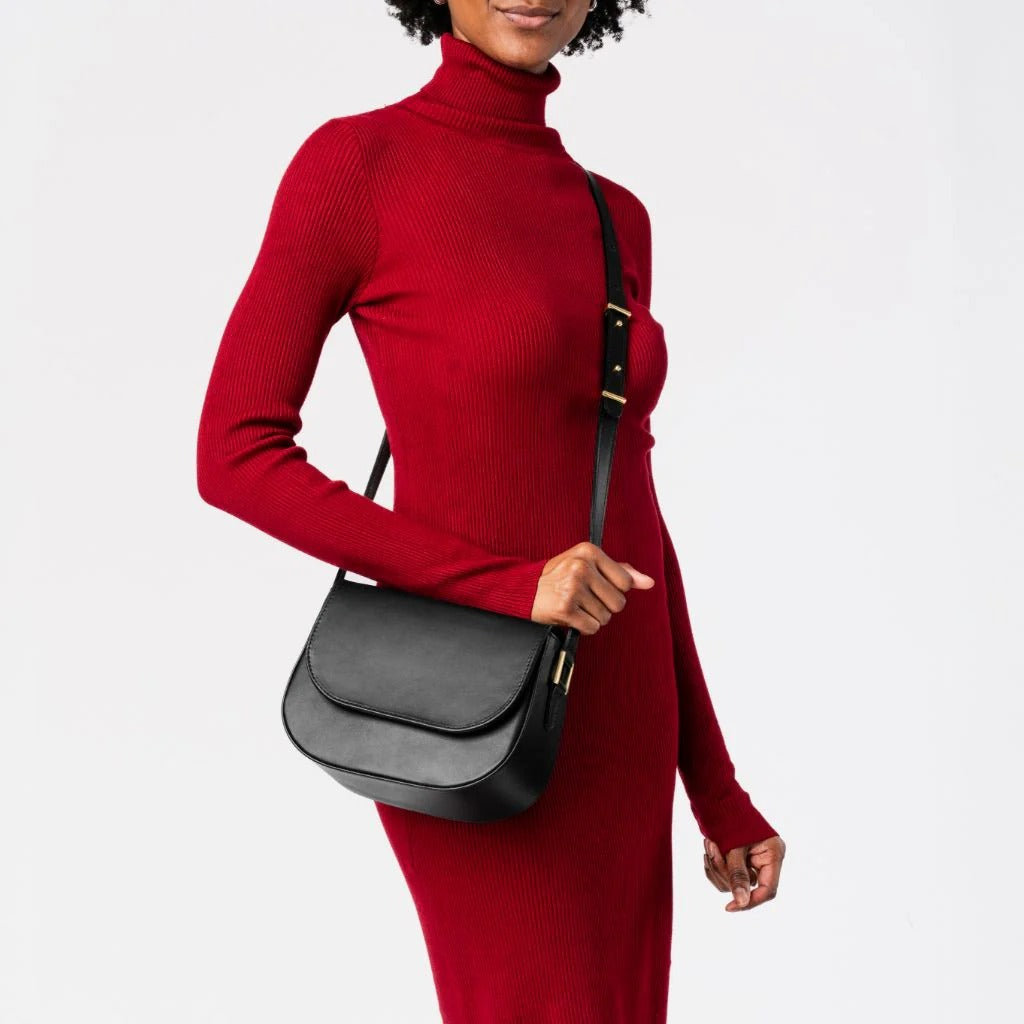 Simple Smooth Cowhide Saddle Crossbody Bag