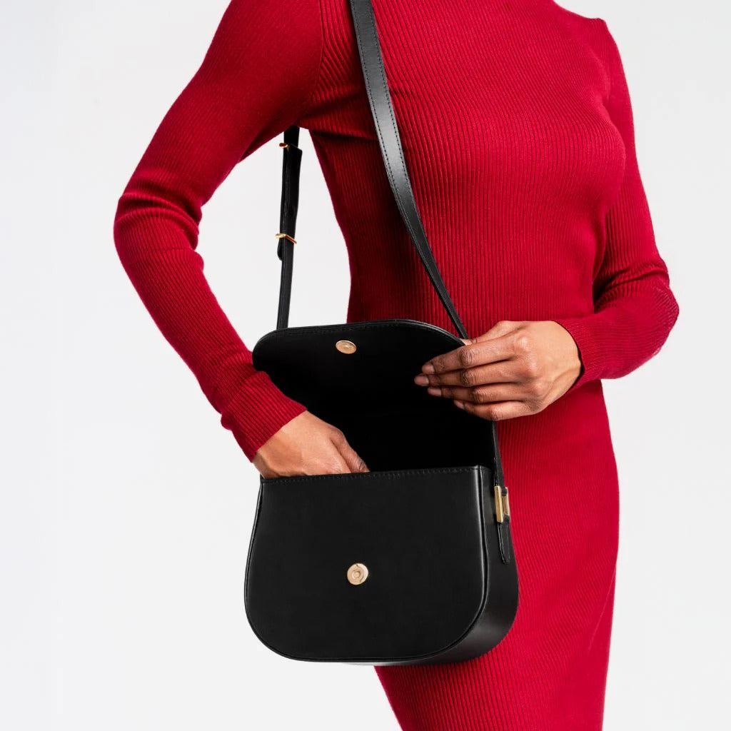 Simple Smooth Cowhide Saddle Crossbody Bag