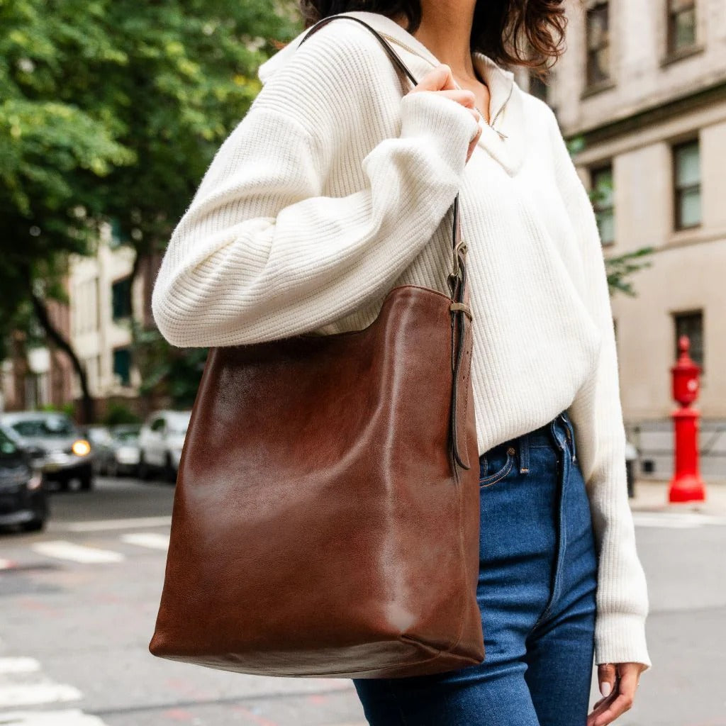 Vintage Smooth Cowhide Bucket Tote Bag With Adjustable Shoulder Strap