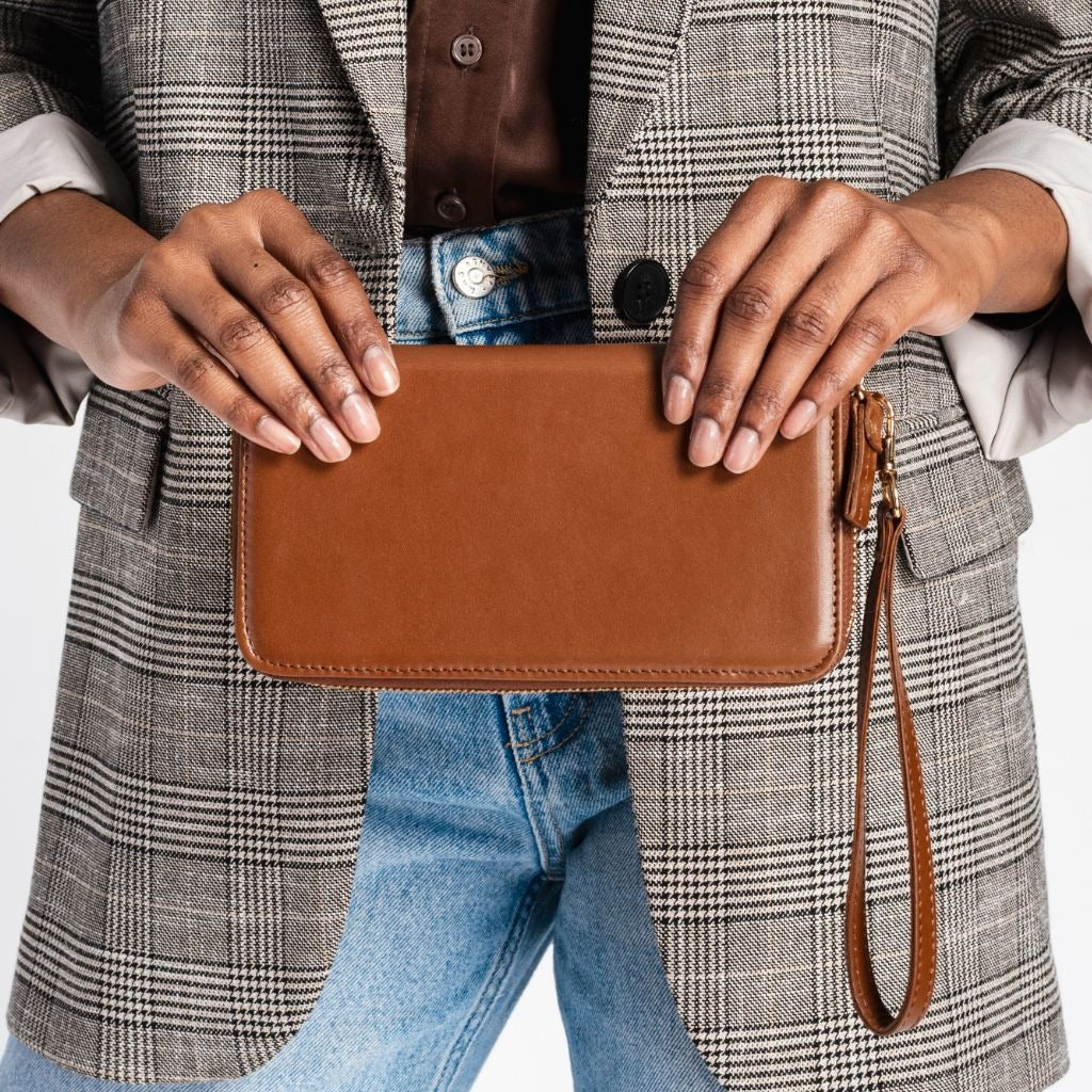 Vintage Smooth Cowhide Long Zipper Clutch Wallet